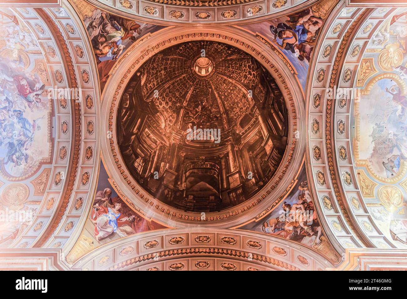 Rom, Italien, 9. august 2008: Gefälschte Kuppel St. Ignatius Loyola Stockfoto
