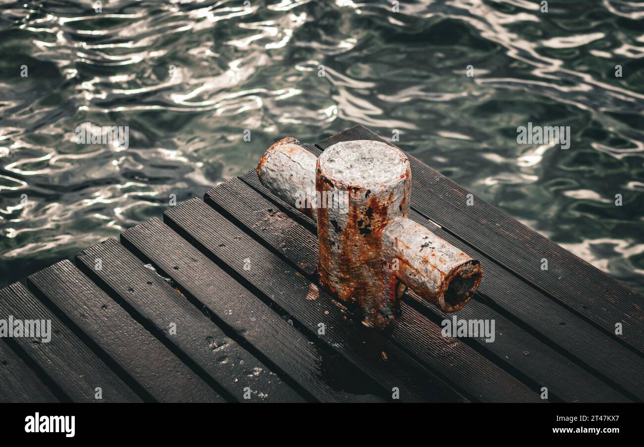 Pier Pressure, Pollerflucht, Pollerführer für ultimative Kälte Stockfoto