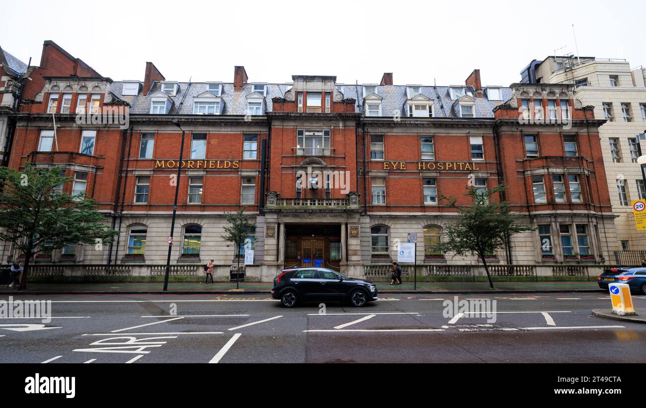 Moorfields Eye Hospital, ein spezialisiertes Augenkrankenhaus des National Health Service (NHS) in Finsbury im London Borough of Islington in London, England Stockfoto