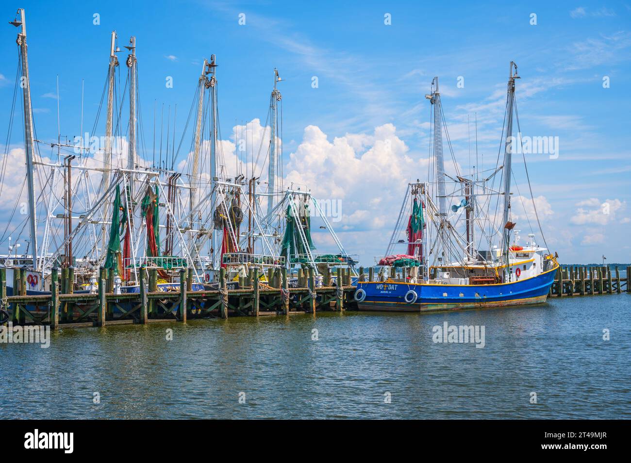 Garnelenboote legten in Biloxi Back Bay, Mississippi Gulf Coast, USA an Stockfoto