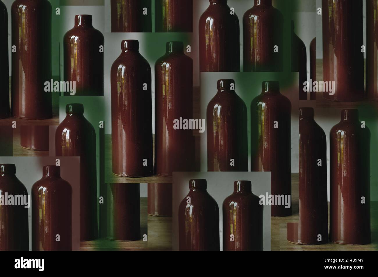 Ein nicht standardmäßiges horizontales abstraktes Bild einer alten Tonflasche. Überlappende, unscharfe Fotos. Fotobearbeitung. Künstlerische, dunkle, einzigartige Tapete Stockfoto