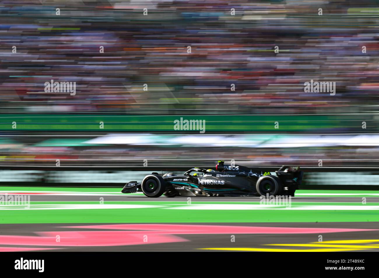 Mexiko-Stadt. Oktober 2023. Mercedes Lewis Hamilton (Großbritannien) tritt am 29. Oktober 2023 beim Finalrennen des Formel 1:1-Grand Prix von Mexiko-Stadt 2023 auf dem Hermanos Rodriguez Circuit in Mexiko-Stadt an. Quelle: Xin Yuewei/Xinhua/Alamy Live News Stockfoto