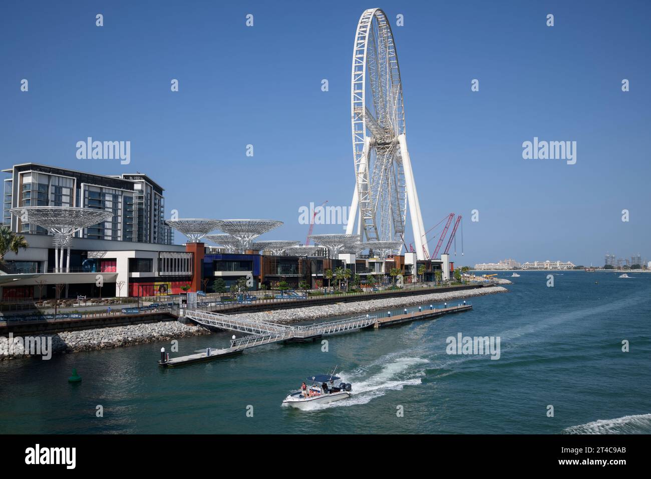 VAE, Dubai, 8. Dezember 2018. AIN DUBAI Ferris Wheel im Bau, das höchste Riesenrad auf Blue Waters Island. Stockfoto