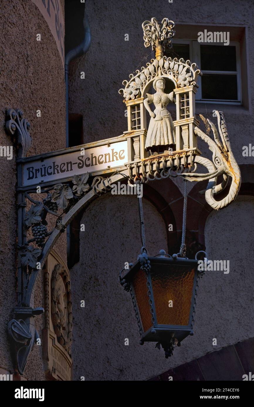 inn-Schild der Brücken-Schenke, Deutschland, Rheinland-Pfalz, Traben-Trarbach Stockfoto