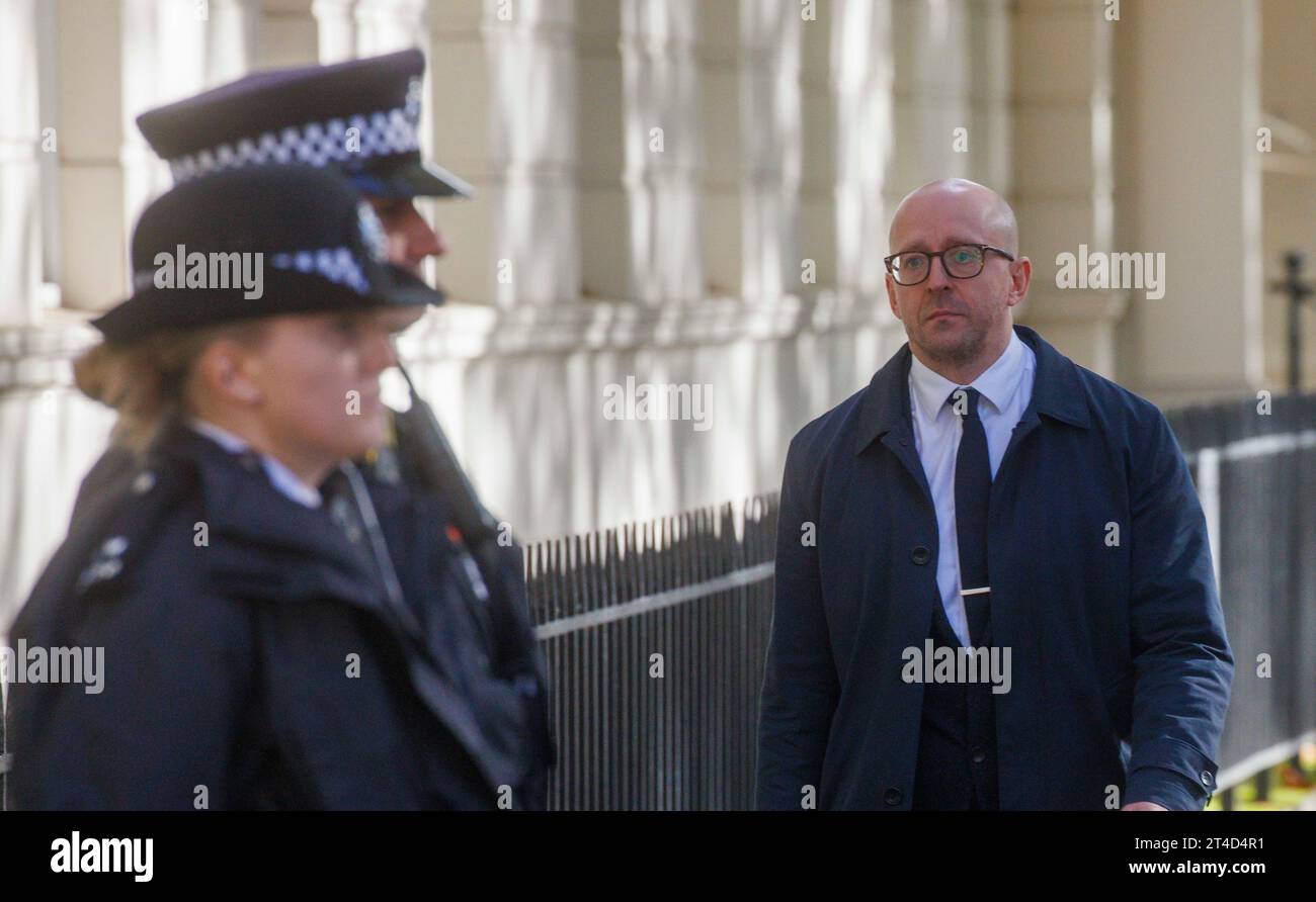 London, Großbritannien. 30. Oktober 2023. Lee Cain, ehemaliger Kommunikationsdirektor in Downing Street, kommt zur COVID-19-Untersuchung. Quelle: Mark Thomas/Alamy Live News Stockfoto