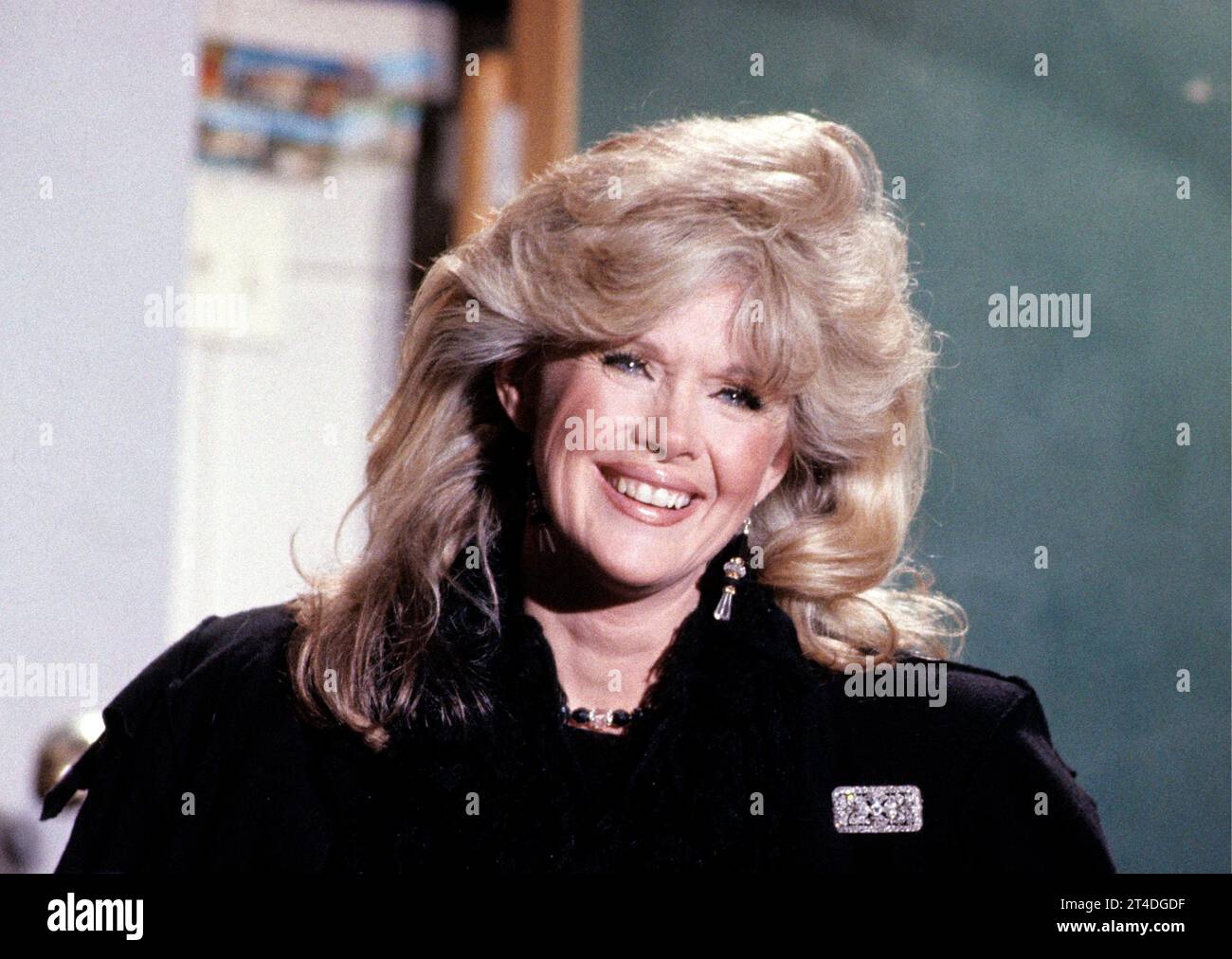 CONNIE STEVENS ; amerikanische Schauspielerin und Sängerin ; Porträt ; circa 1980er Jahre ; Credit : Lynn McAfee / Performing Arts Images ; www.performingartsimages.com Stockfoto