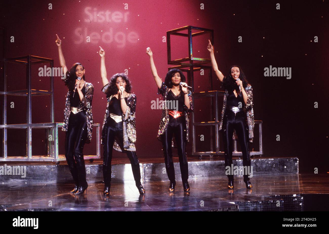 SISTER SLEDGE ;Kathy Sledge – Lead Vocals Joni Sledge – Lead Vocals Kim Sledge – Lead Vocals Debbie Sledge – Lead Vocals 1981; Credit: Lynn McAfee / Performing Arts Images www.performingartsimages.com Stockfoto