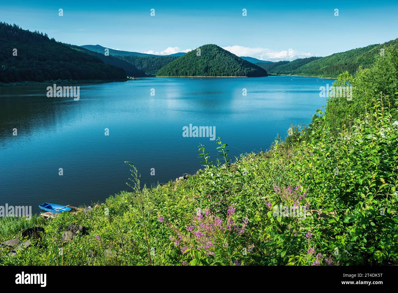 Zetea See (Zeteváraljai tó) in den Karpaten, Siebenbürgen, Rumänien. Stockfoto