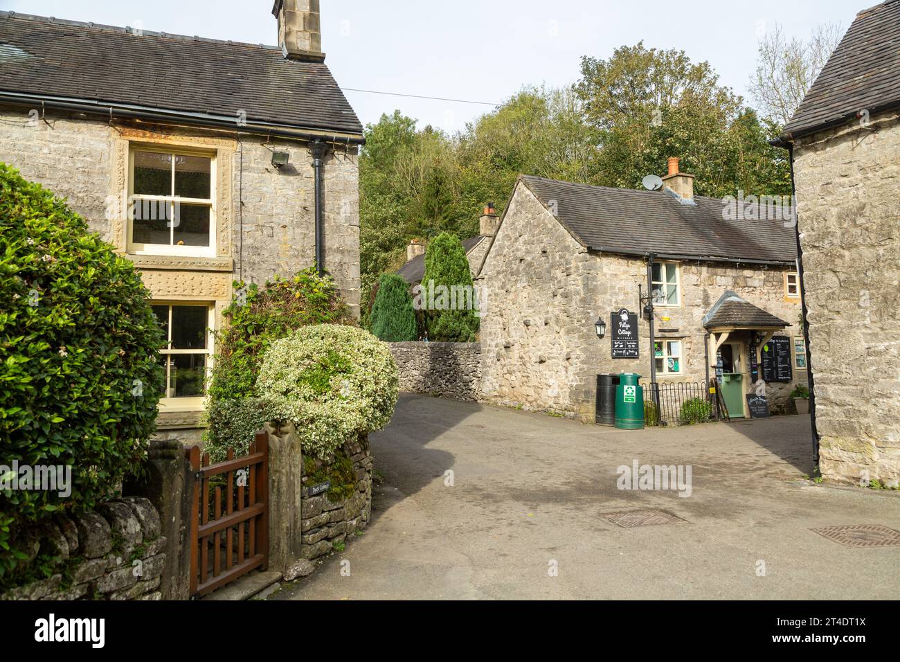 Milldale Village ein malerisches Dorf in den Derbyshire Dales, England Stockfoto