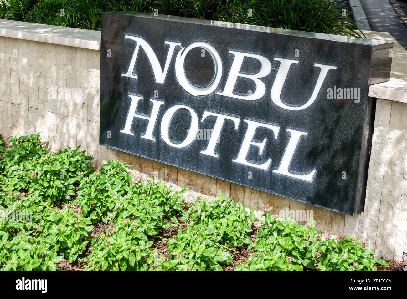 Miami Beach Florida, Außenfassade, Gebäude Vordereingang Hotel, Collins Avenue, Nobu Miami Schild, Hotels Motels Unternehmen Stockfoto