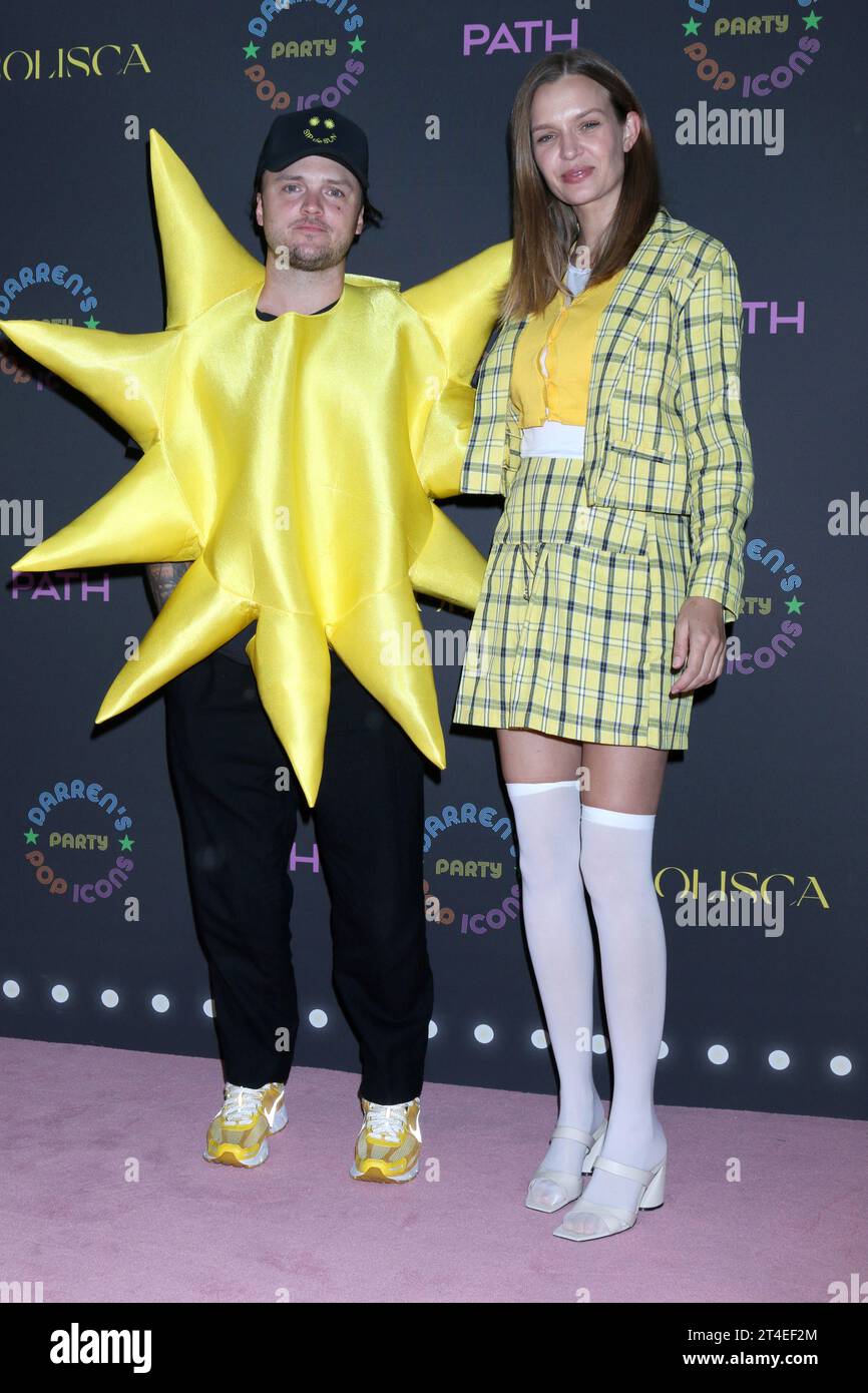 LOS ANGELES - 27. OKT: Josephine Skriver bei der Darren Dzienciol's Pop