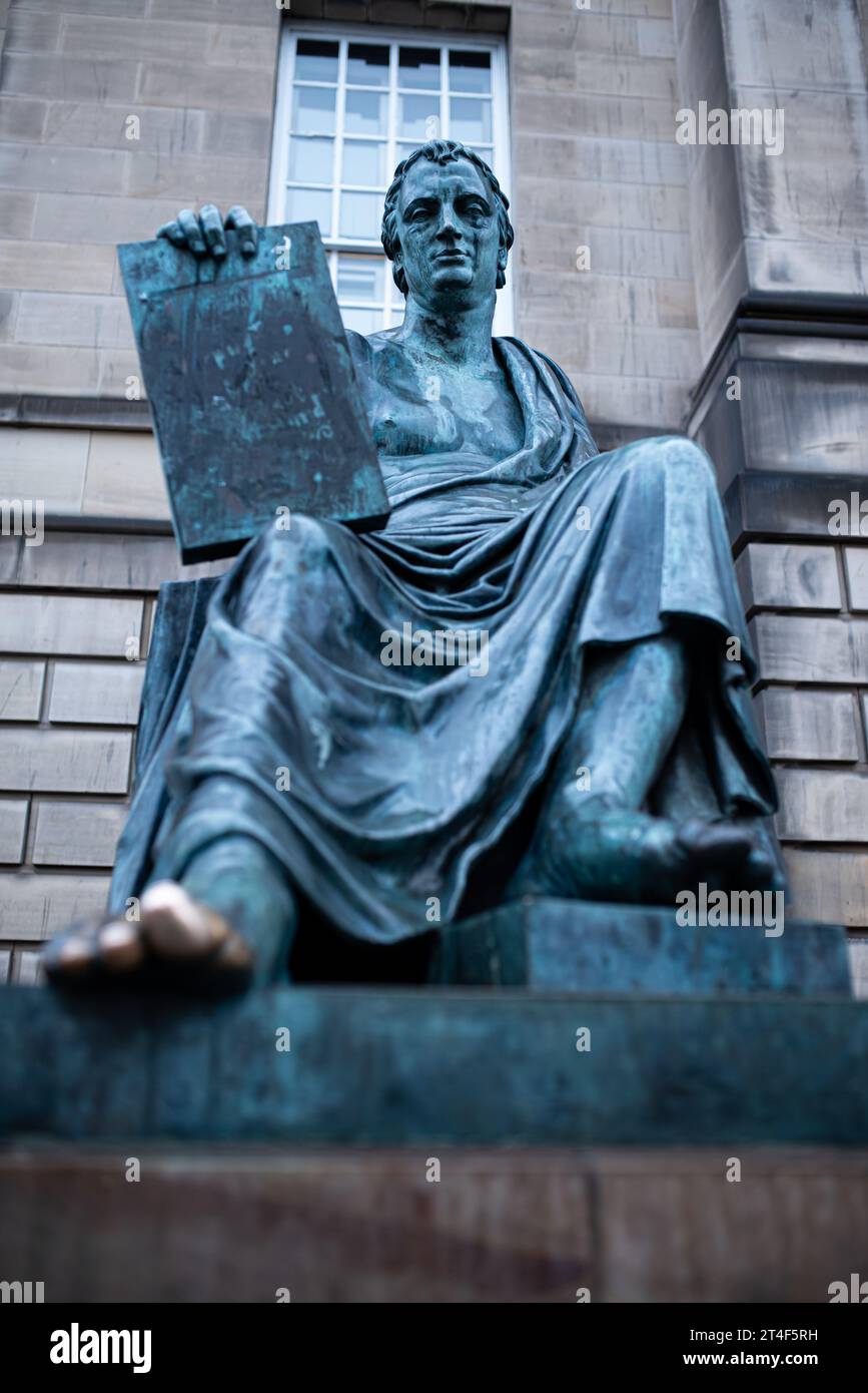 Statue des schottischen Philosophen David Hume aus dem 18. Jahrhundert, Edinburgh, Großbritannien. Stockfoto