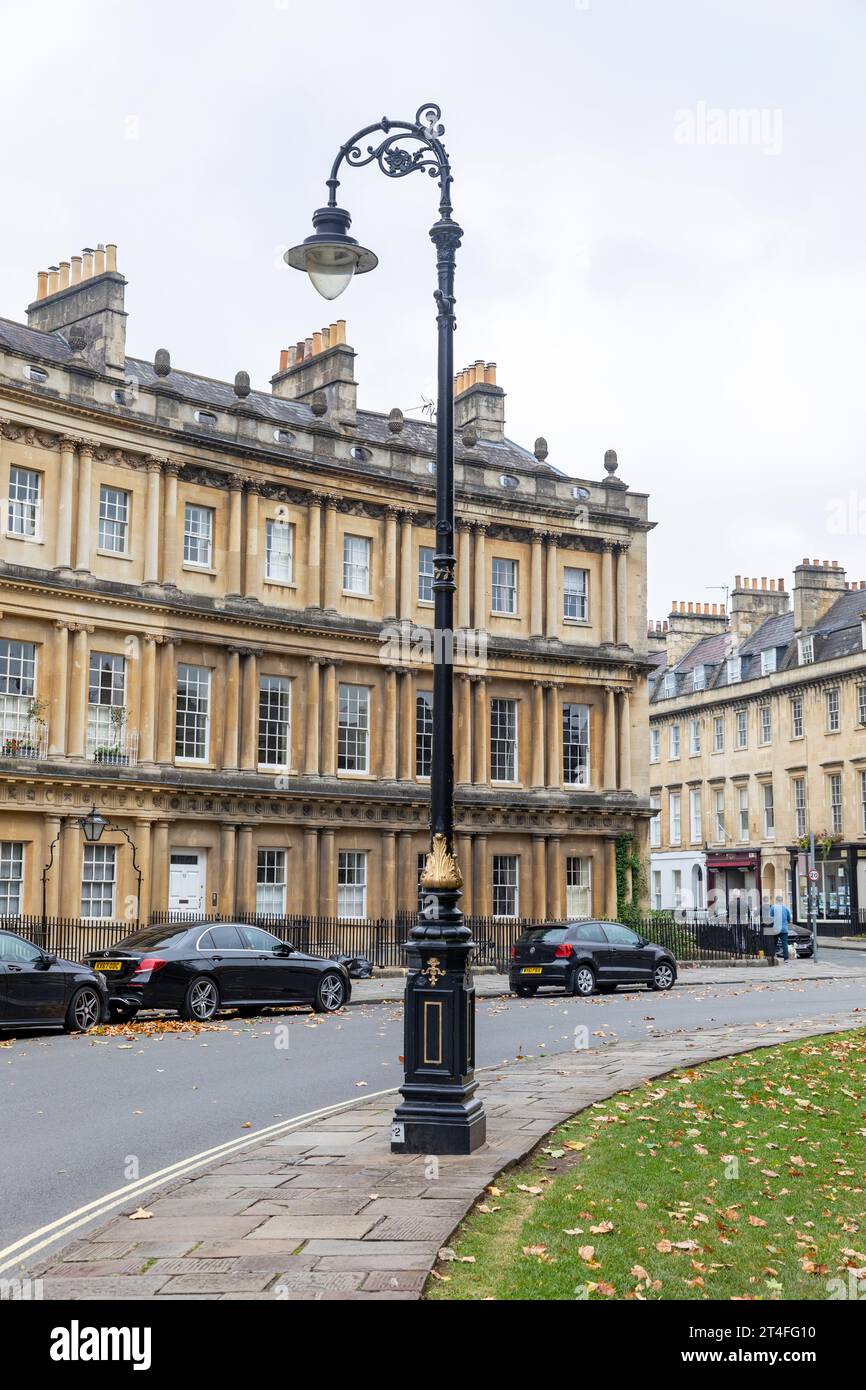 The Circus Bath, Stadthäuser mit georgianischer Architektur im Stadtzentrum von Bath, UNESCO-Weltkulturerbe, Somerset, England, Großbritannien, 2023 Stockfoto