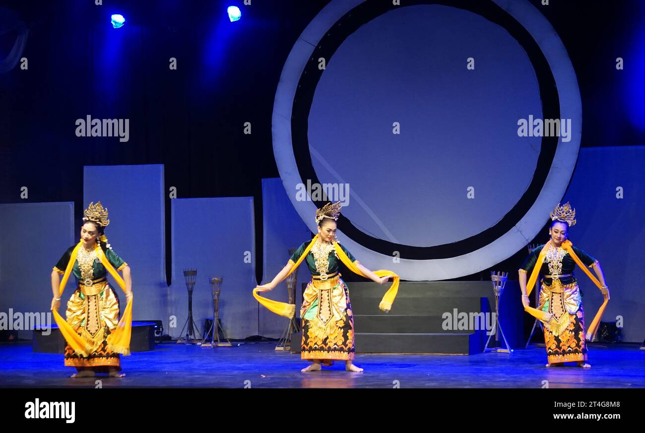 Tayub Sukowati Tanz aus Sragen Central Java, Indonesien. Stockfoto