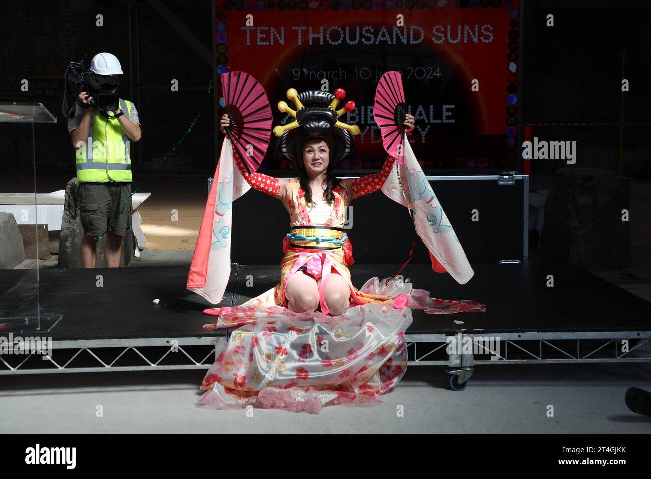 Sydney, Australien. 31. Oktober 2023. Die Biennale von Sydney hat heute bekannt gegeben, dass die Künstler, Schauplätze und das erste Programm für die Ausgabe 2024 mit dem Titel Ten Thousand Sonnen vom 9. März bis 10. Juni 2024 kostenlos der Öffentlichkeit präsentiert werden. Im Bild: Maru Yako. Richard Milnes/Alamy Live New Stockfoto