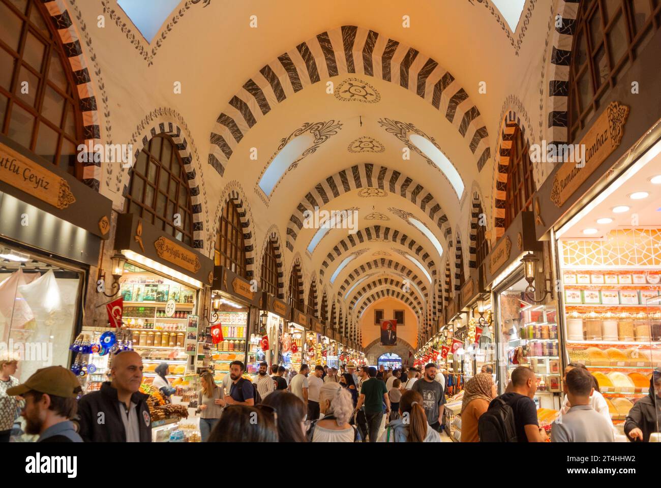 istanbul, türkei, der Gewürzbasar (Türkisch: Mısır Çarşısı, was „Ägyptischer Basar“ bedeutet) Stockfoto