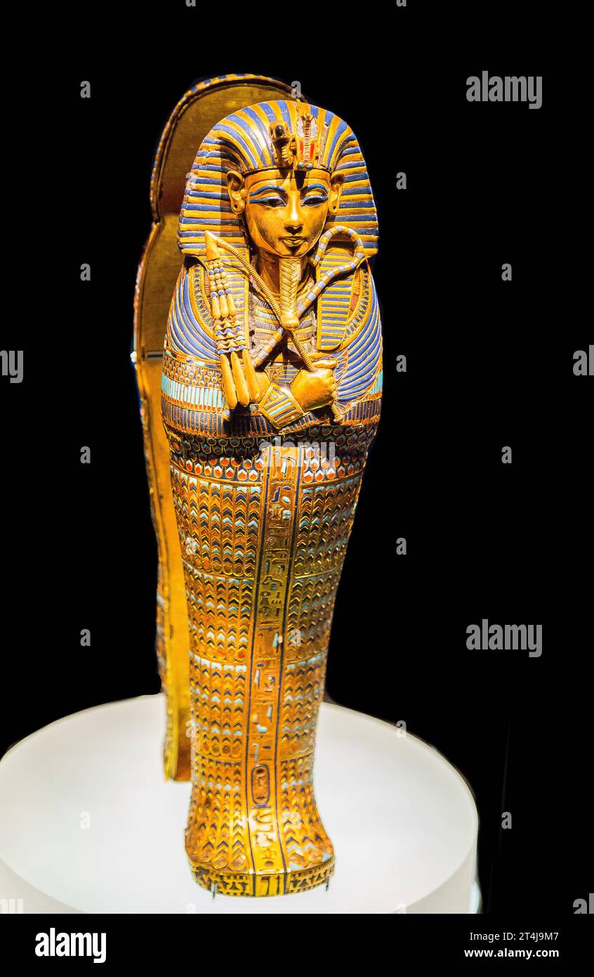 Ägypten, Kairo, Tutanchamon Schmuck, aus seinem Grab in Luxor : Ein Miniatursarg mit den Eingeweiden des Königs. Stockfoto