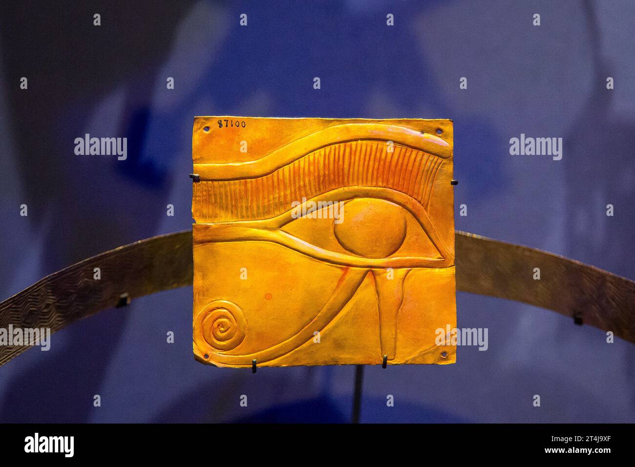 Ägypten, Kairo, Ägyptisches Museum, Schmuck in der königlichen Nekropole von Tanis gefunden : Udjat Auge, Begräbnis des Prinzen Hornakht. Stockfoto