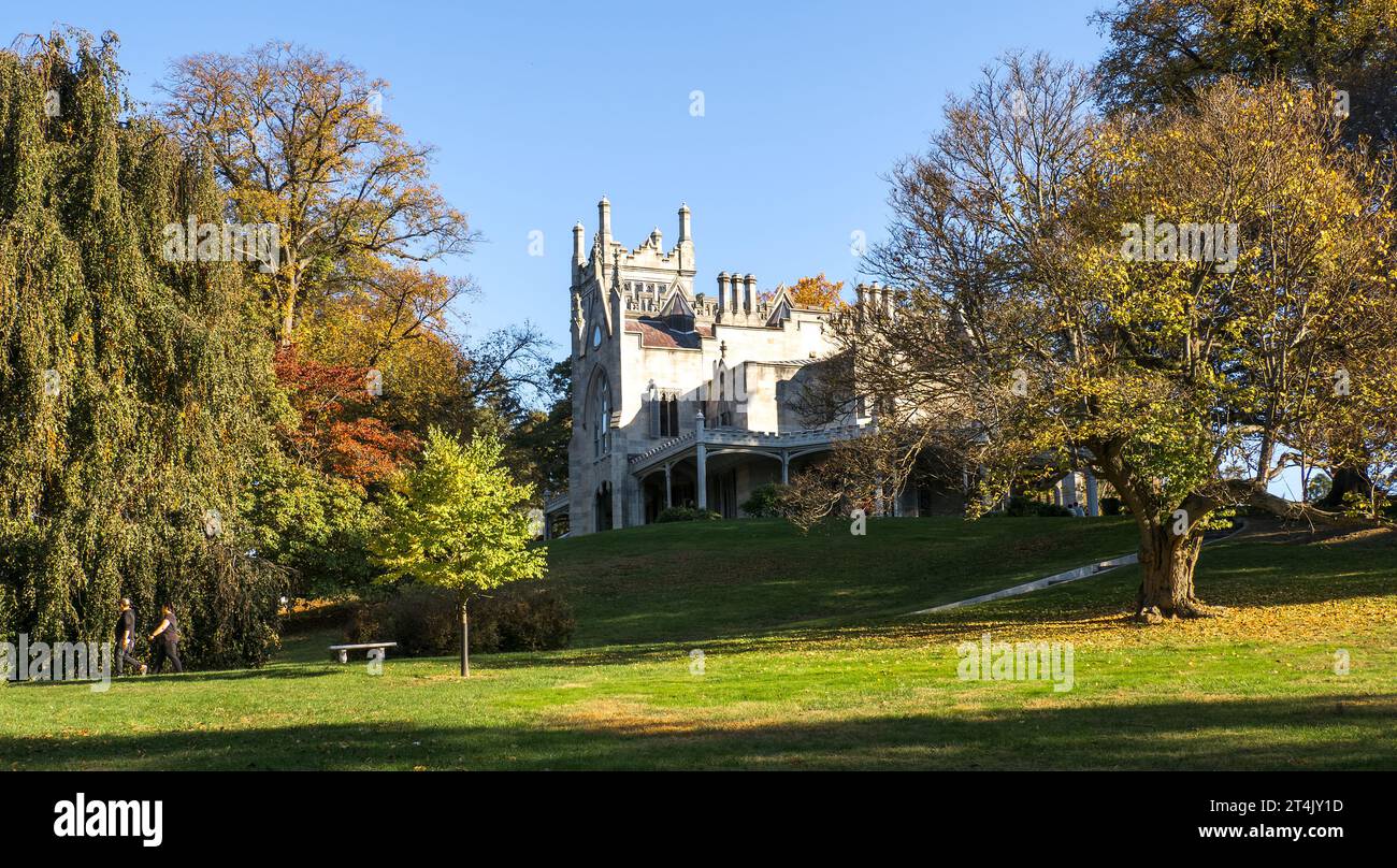 Das Lyndhurst Mansion Anwesen im Herbst Stockfoto