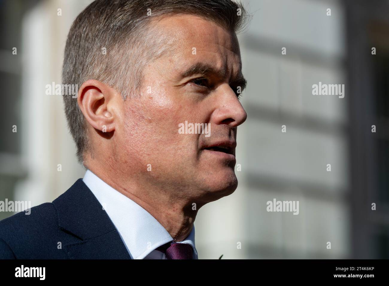 london, Großbritannien. 31. Oktober 2023. Politiker außerhalb des Kabinetts Mark Harper, Verkehrsminister, Credit: Ian Davidson/Alamy Live News Stockfoto