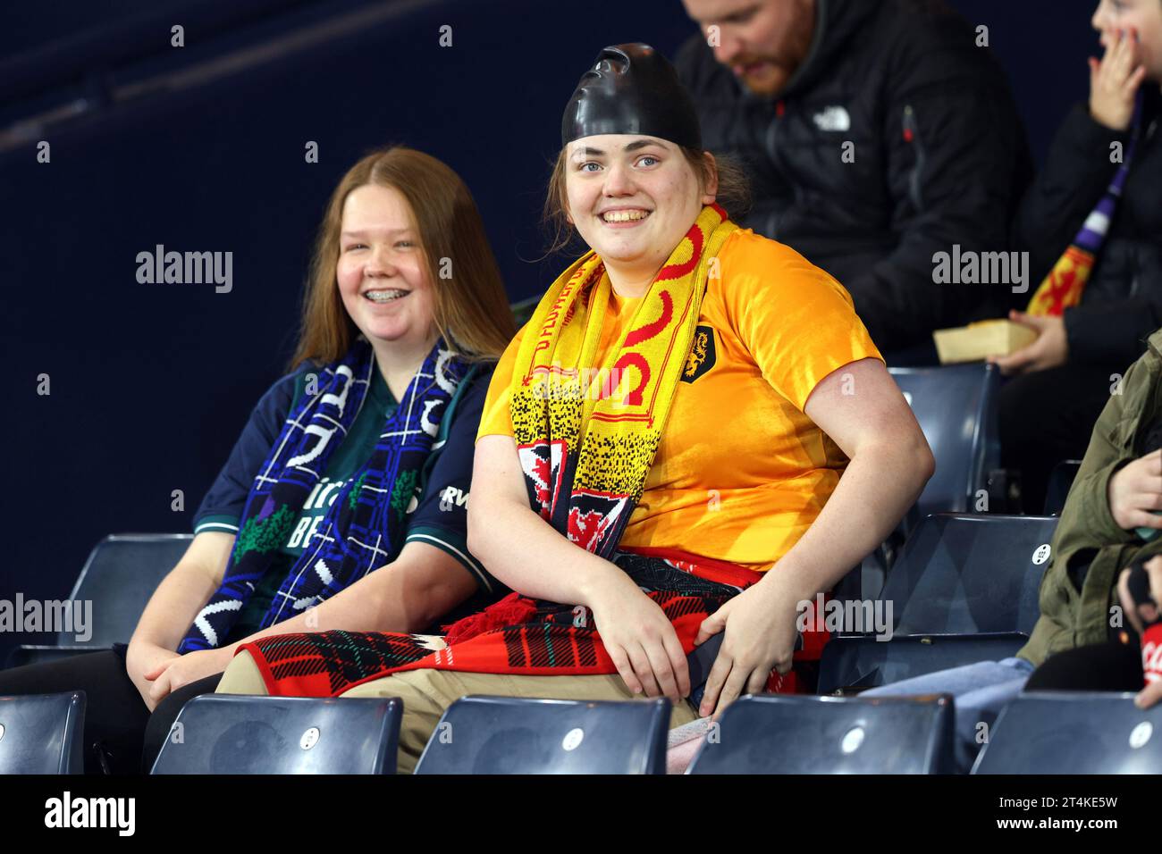 31. Oktober 2023. GLASGOW - schottische Fans beim UEFA Nations League-Frauenspiel zwischen Schottland und den Niederlanden am 31. Oktober 2023 im Hampden Park in Glasgow. ANP ROBERT PERRY Credit: ANP/Alamy Live News Stockfoto