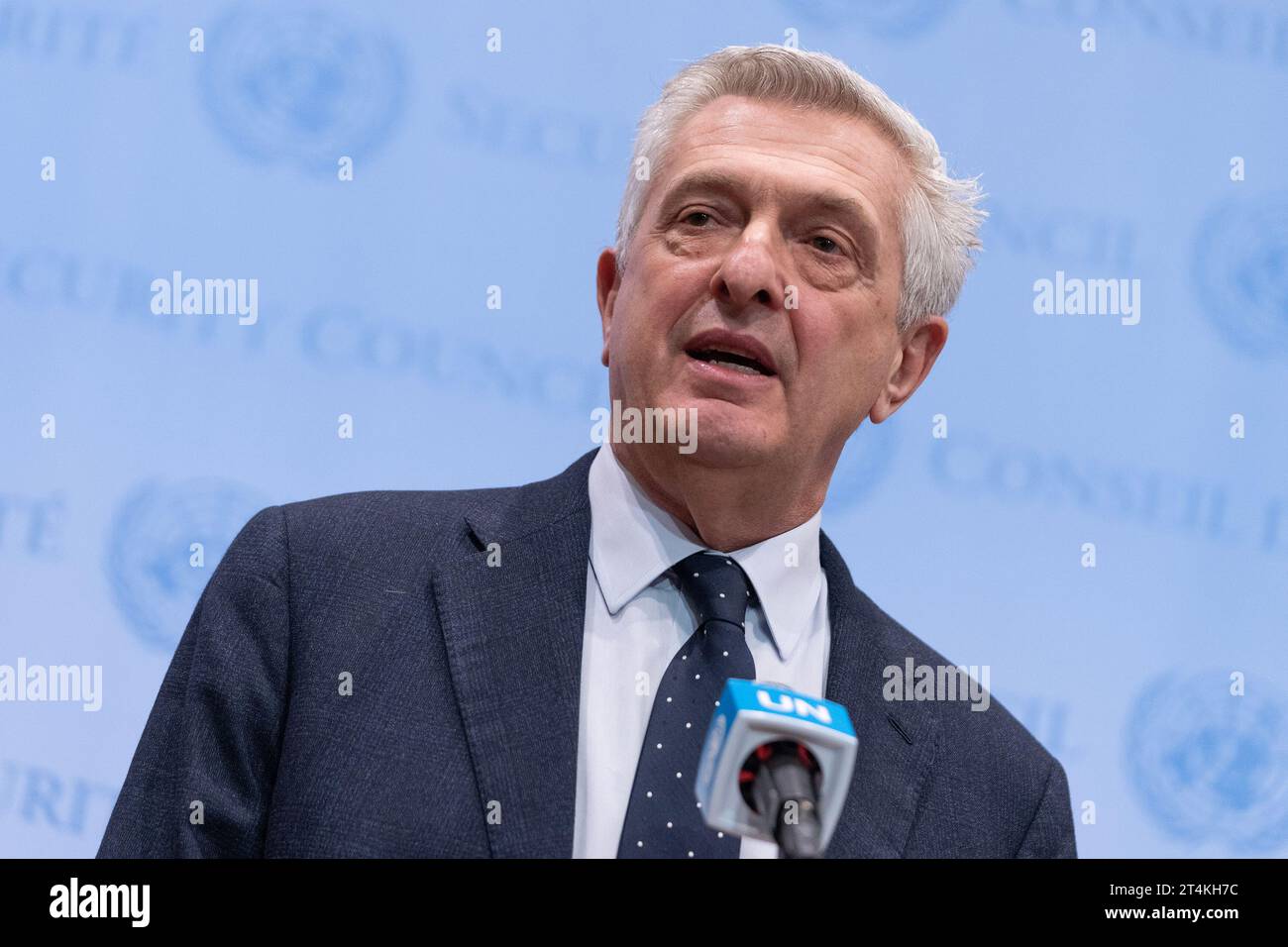 New York, USA. 31. Oktober 2023. Pressekonferenz bei der Überwachung des Sicherheitsrats durch den Hohen Flüchtlingskommissar Filippo Grandi am 31. Oktober 2023 im Hauptquartier der Vereinten Nationen in New York. (Foto: Lev Radin/SIPA USA) Credit: SIPA USA/Alamy Live News Stockfoto