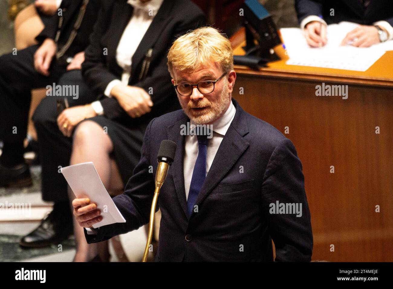 Paris, Frankreich. 31. Oktober 2023. Marc Fesneau, Minister für Landwirtschaft und Ernährungssouveränität, spricht während der Fragen an die Regierungssitzung in der Nationalversammlung. Eine wöchentliche Sitzung mit Fragen an die französische Regierung in der Nationalversammlung im Palais Bourbon in Paris. Quelle: SOPA Images Limited/Alamy Live News Stockfoto