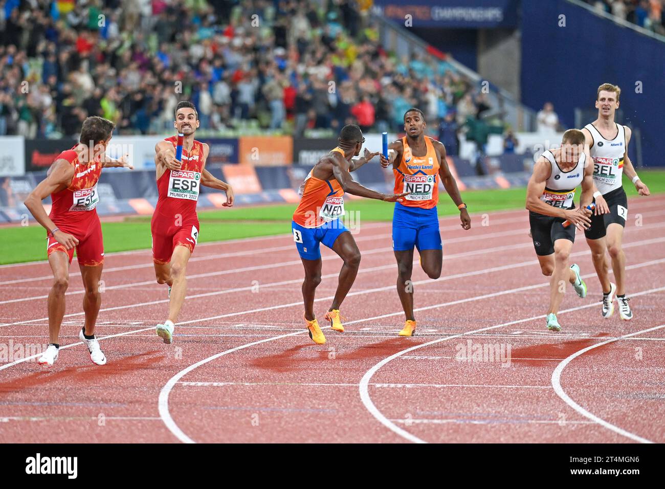 4x400 Relay final: Spanien, Niederlande, Belgien. Europameisterschaften München 2022 Stockfoto