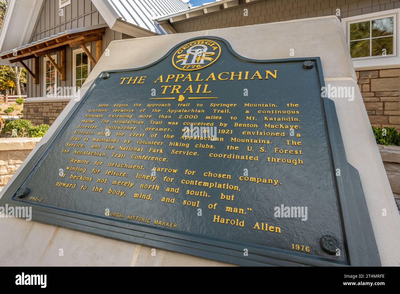 Der Appalachian Trail ist ein historischer Meilenstein im Amicalola Falls State Park Visitor Center in Dawsonville, Georgia. (USA) Stockfoto