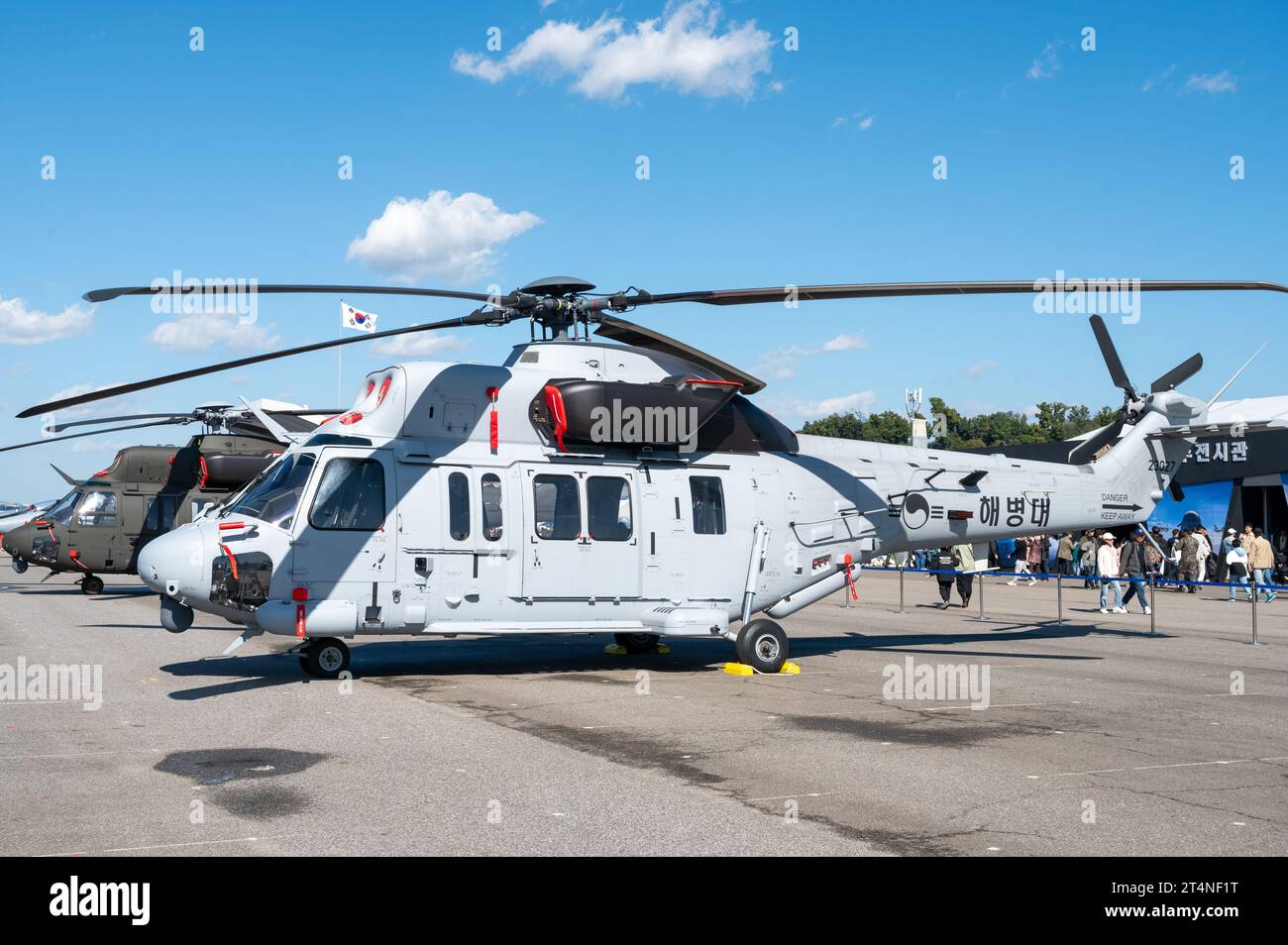 Seongnam, Südkorea - 21. Oktober 2023: MUH-1 (Marine Utility Helicopter) wird auf der Flugschau ADEX 2023 in Seoul gezeigt. Stockfoto