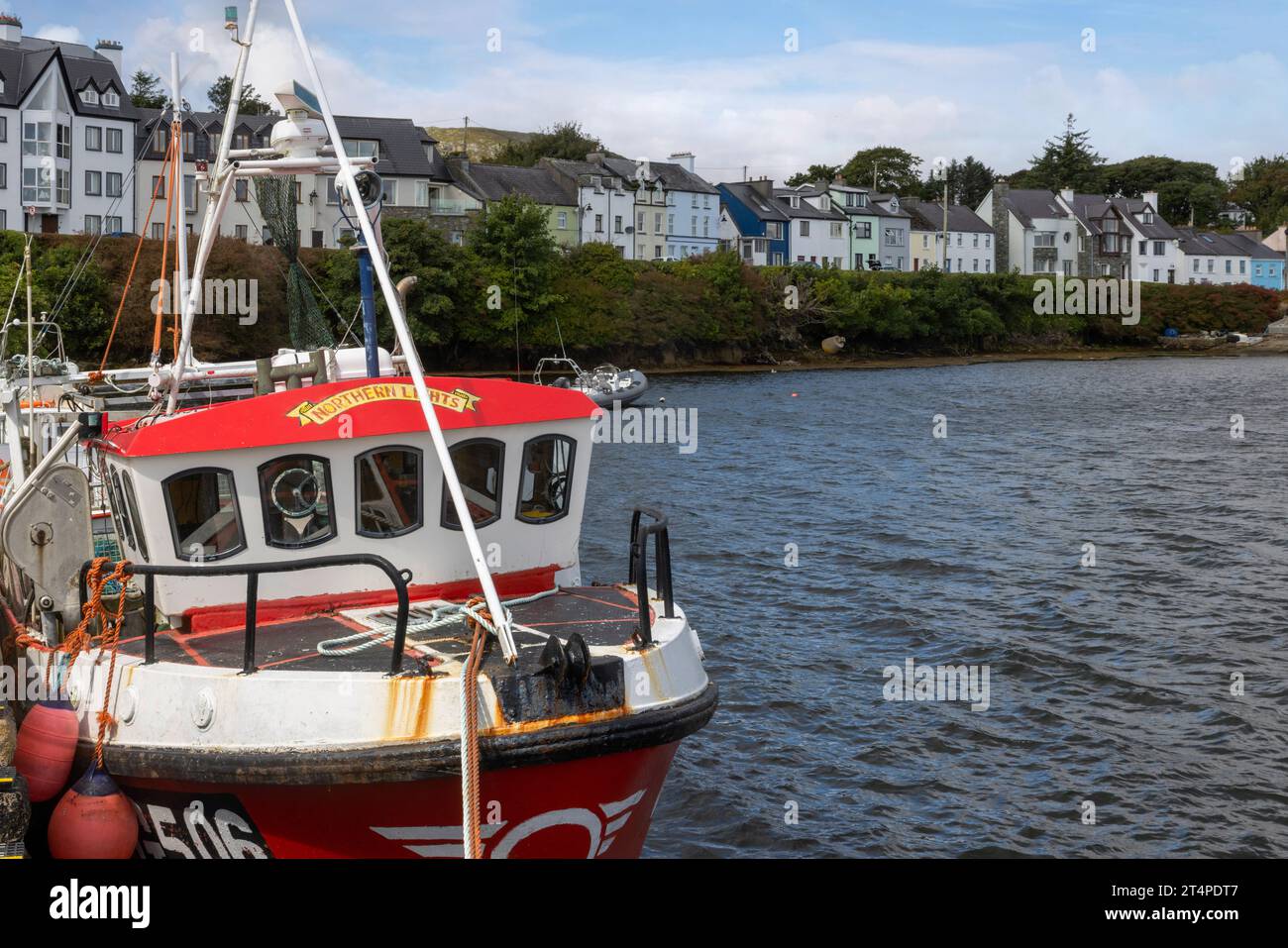 Roundstone, Irland, ist ein malerisches Fischerdorf an der Atlantikküste von Connemara. Stockfoto