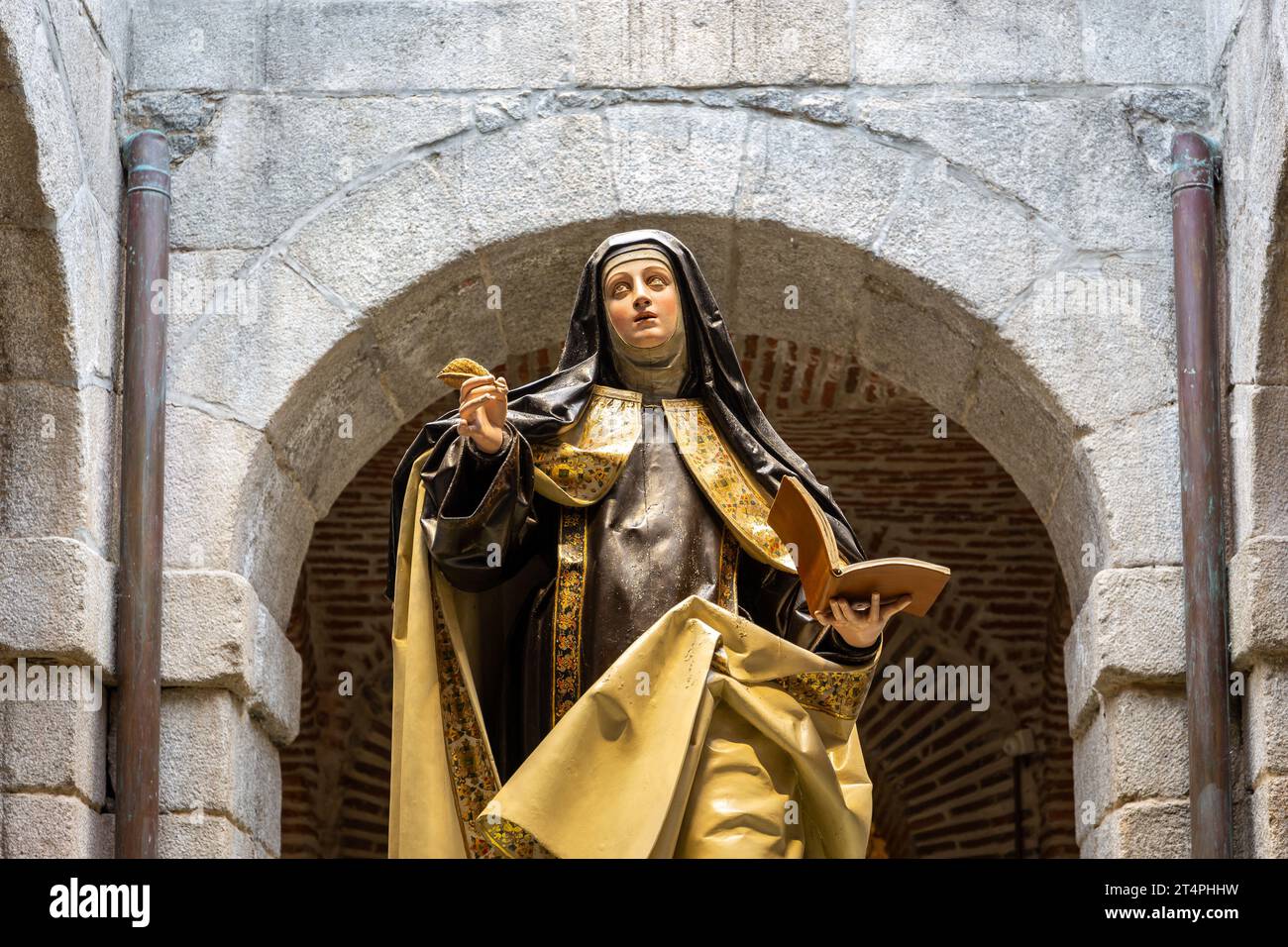 Avila, Spanien, 08.10.21. Skulptur „Saint Teresa“ von Gregorio Fernandez im Museum und Haus von Santa Teresa von Avila. Stockfoto