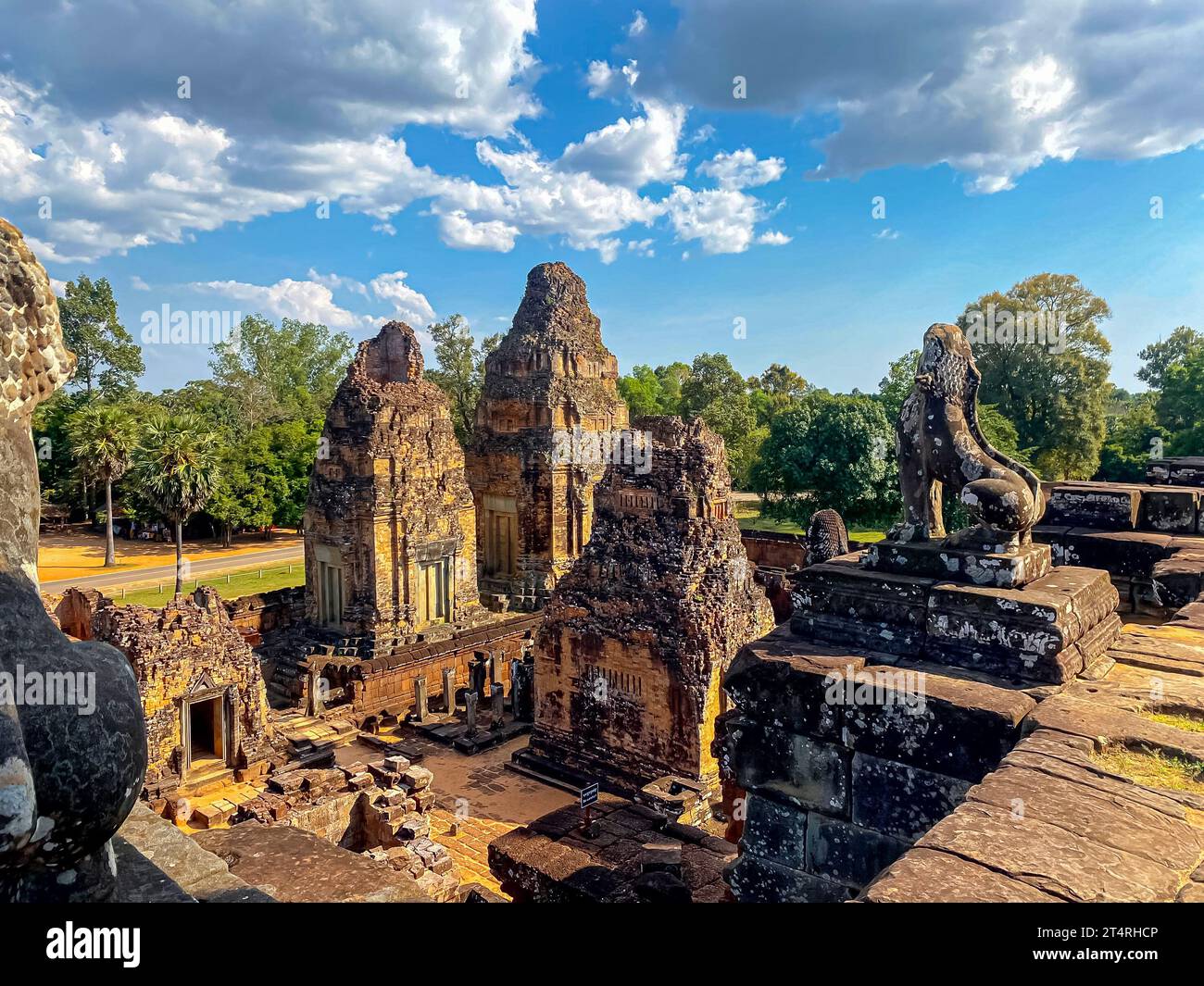 Pre-Rup, ein Tempelberg, der dem Gott Shiva gewidmet ist, ein Tempel der Khmer-Zivilisation, auf dem Territorium von Angkor in Kambodscha. Stockfoto