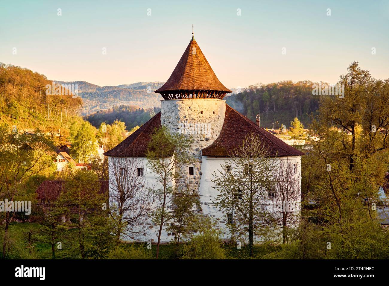Zwingen, Zwingen BL, Laufental, Wasserschloss, Schloss, Baselland, Baselbiet, Wahrzeichen, Wasserschloss Zwingen Stockfoto