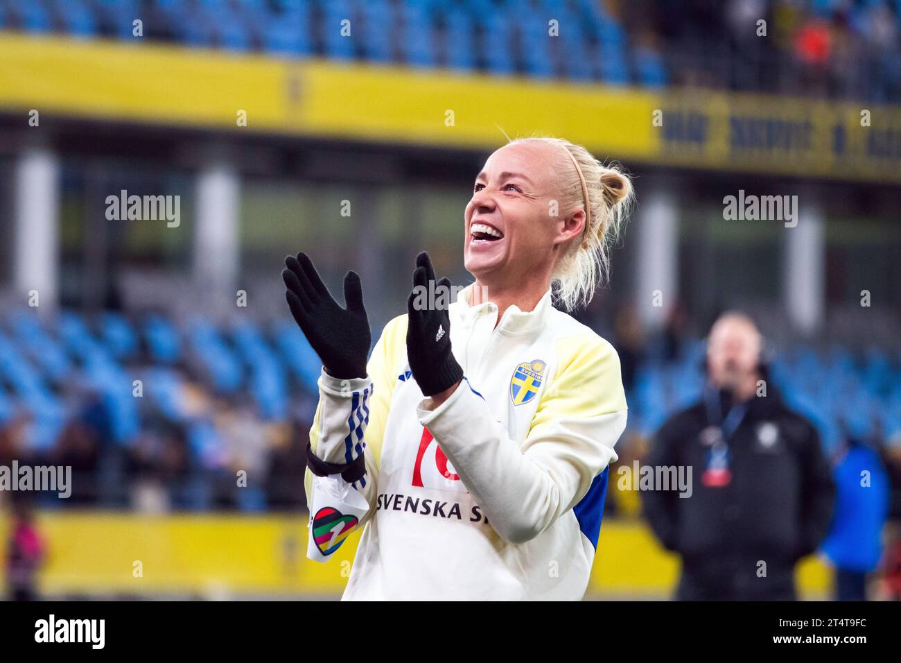 Göteborg, Schweden. Oktober 2023. Caroline Seger aus Schweden nach dem Spiel der UEFA Nations League zwischen Schweden und der Schweiz bei Gamla Ullevi in Göteborg. (Foto: Gonzales Photo - Amanda Persson). Stockfoto