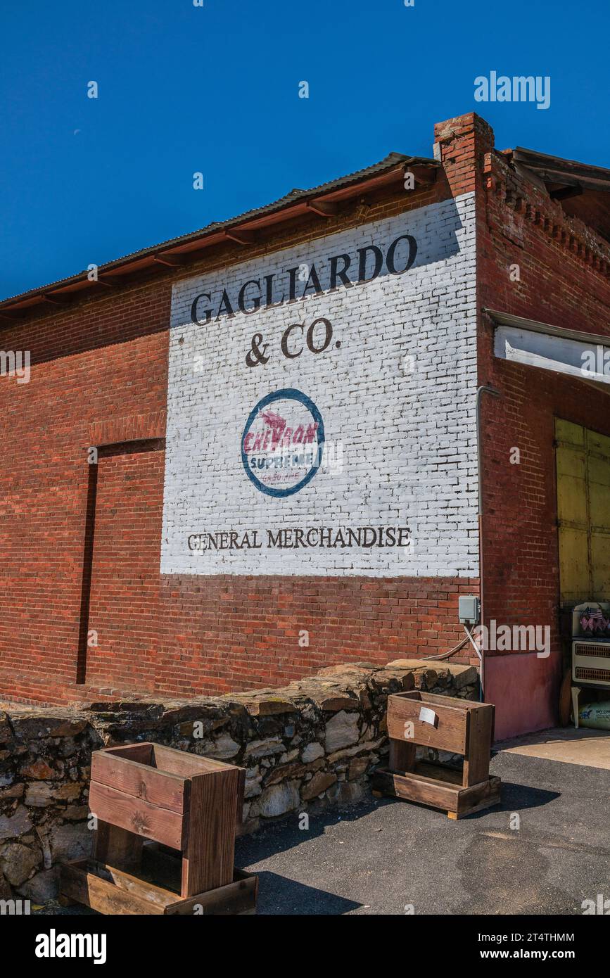 Gagliardo & Company General Merchandise Store, Horintos, Caliifornia. Ein historisches Gebäude aus dem 19. Jahrhundert, das heute im Besitz der Erickson Cattle Co. Ist. Stockfoto