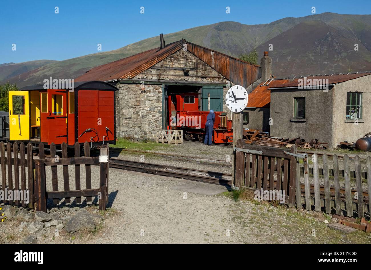 Trainieren Sie im Sommer im Threlkeld Quarry and Mining Museum in der Nähe von Keswick Cumbria England Großbritannien Großbritannien Großbritannien Großbritannien Großbritannien Großbritannien Großbritannien Großbritannien Großbritannien Stockfoto