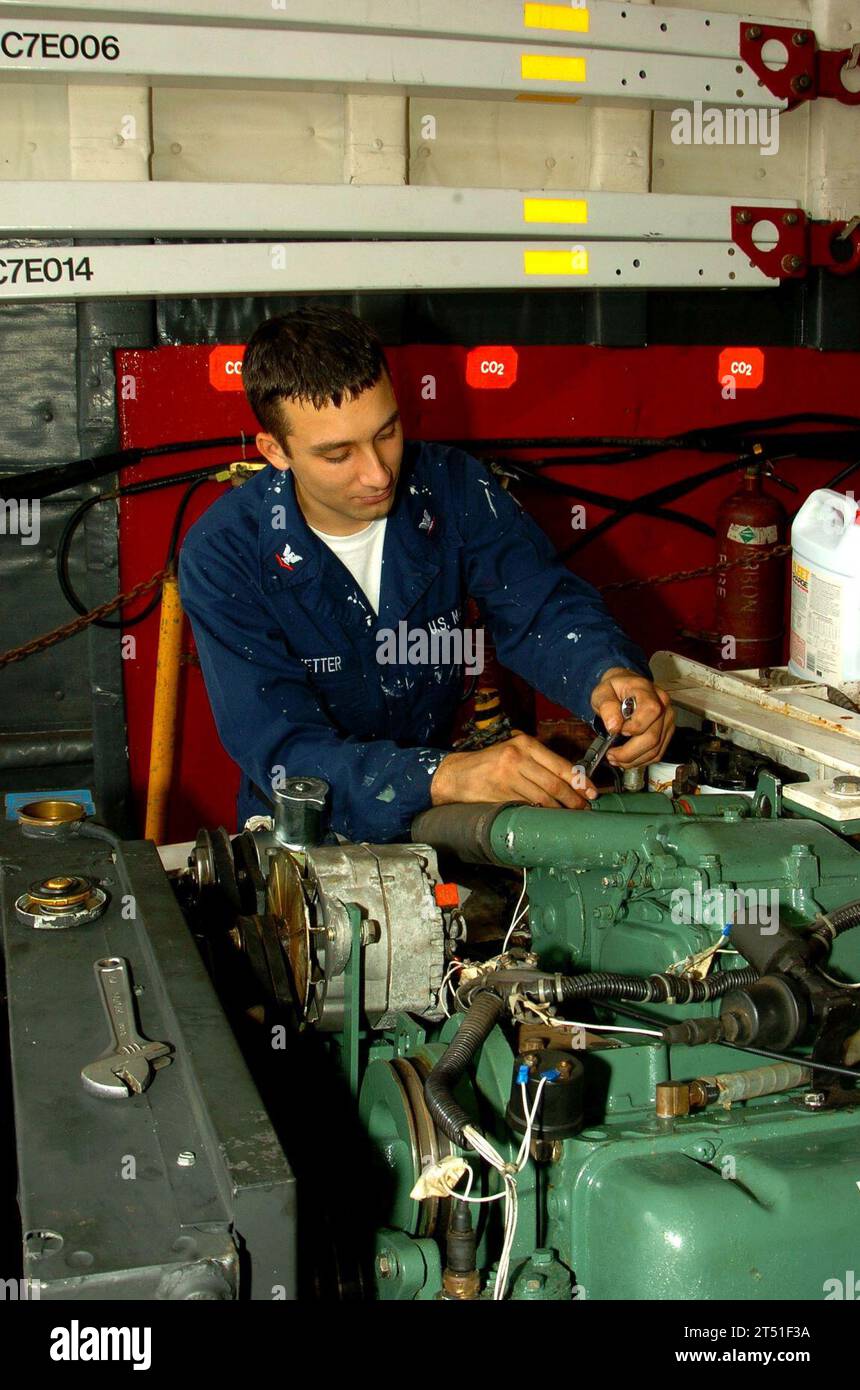 2. Marine-Regiment, Amphibienschiff USS Shreveport (LPD 12), atlantik, Bataillon-Landungsteam 2/2, Fox Company, Teil des 2. Bataillons Stockfoto