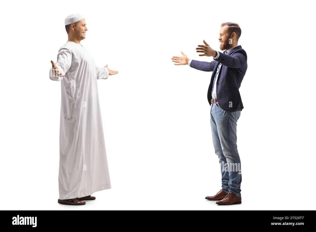 Ein muslimischer Mann trifft einen Freund isoliert auf weißem Hintergrund Stockfoto