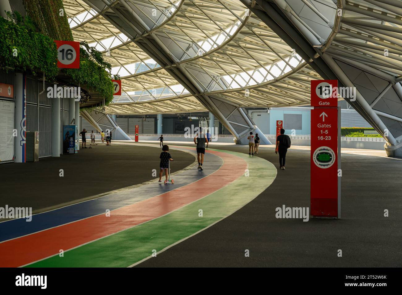 Der Übungsweg rund um das Nationalstadion in Singapur Stockfoto