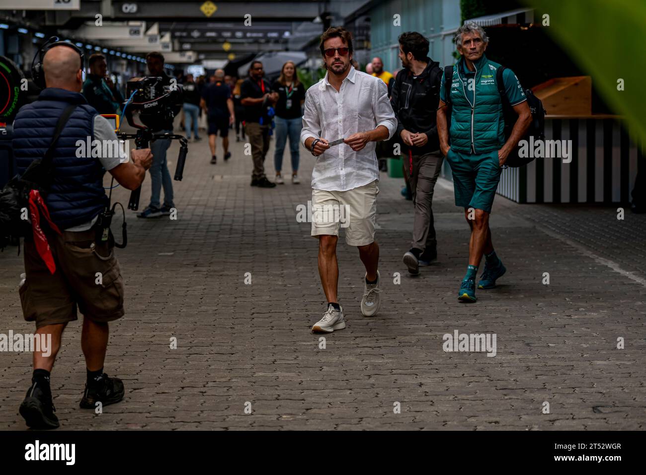 São Paulo, Brasilien, 02. November, Fernando Alonso aus Spanien, tritt für Aston Martin F1 an. Der Aufstand, Runde 21 der Formel-1-Meisterschaft 2023. Quelle: Michael Potts/Alamy Live News Stockfoto