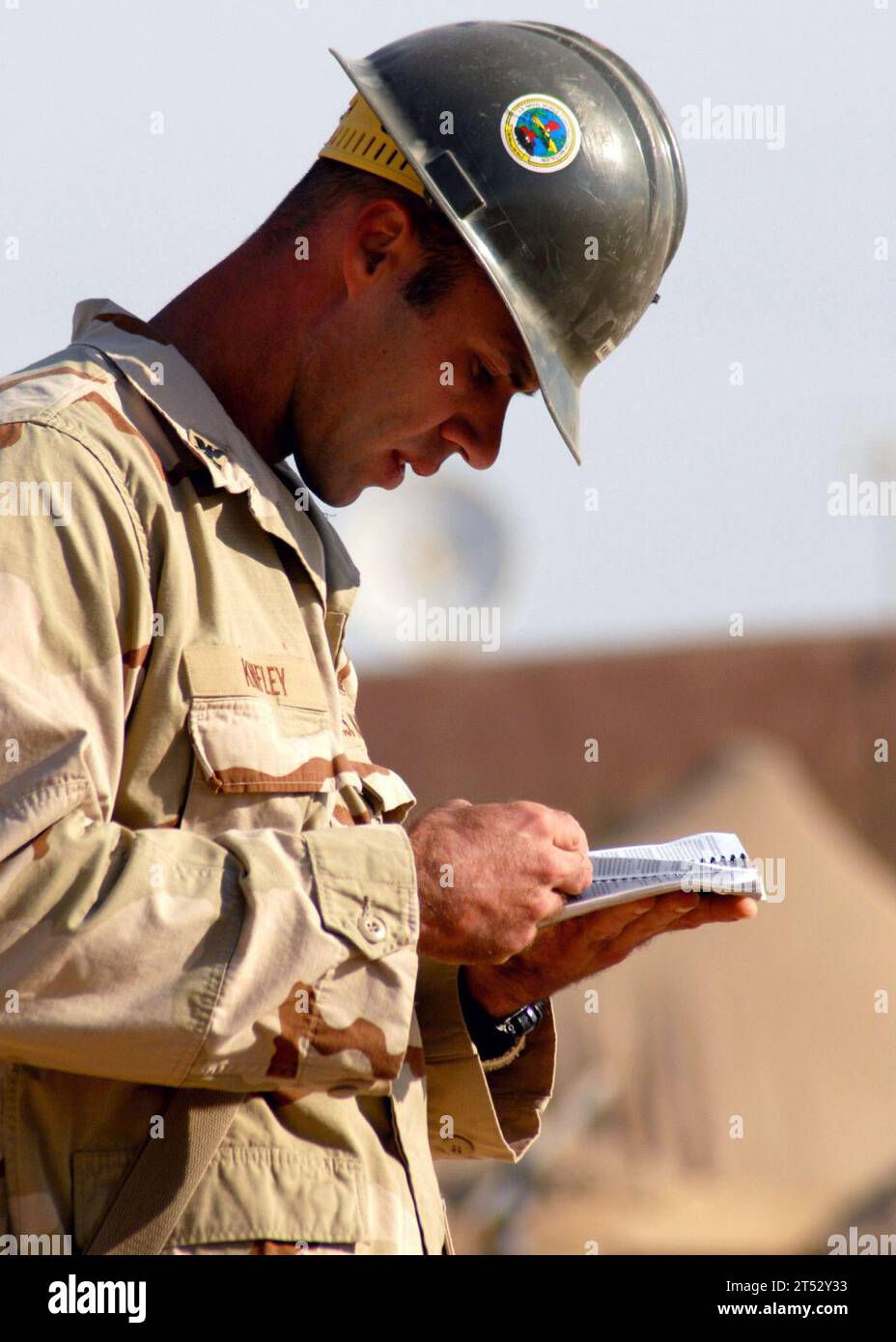 AR RAMADI, Bienen, Can Do, Bauingenieur Kern, BAUWESEN, Dirt Sailors, Illinois, Irak, gemeinsame Militäroperationen, Mattoon, Marinebautruppe, mobiles Marinebataillon, NMCB, NMCB 1, ONE, Operation iraqi Freedom, SEABEES, Schulung Stockfoto