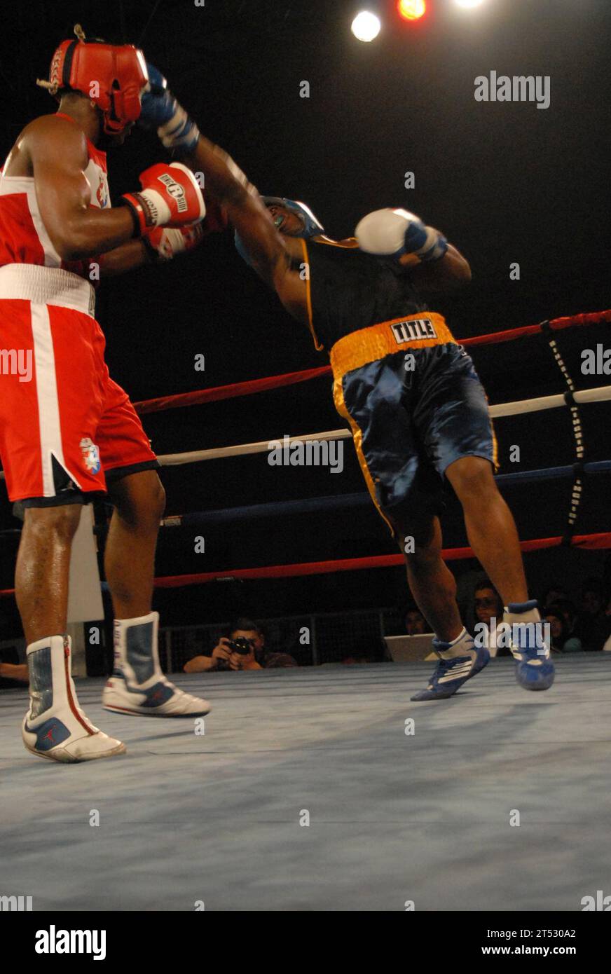 Boxing Championships der Streitkräfte, Marinebasis Ventura County, Navy Sports, Sailor, U.S. Navy Navy Stockfoto