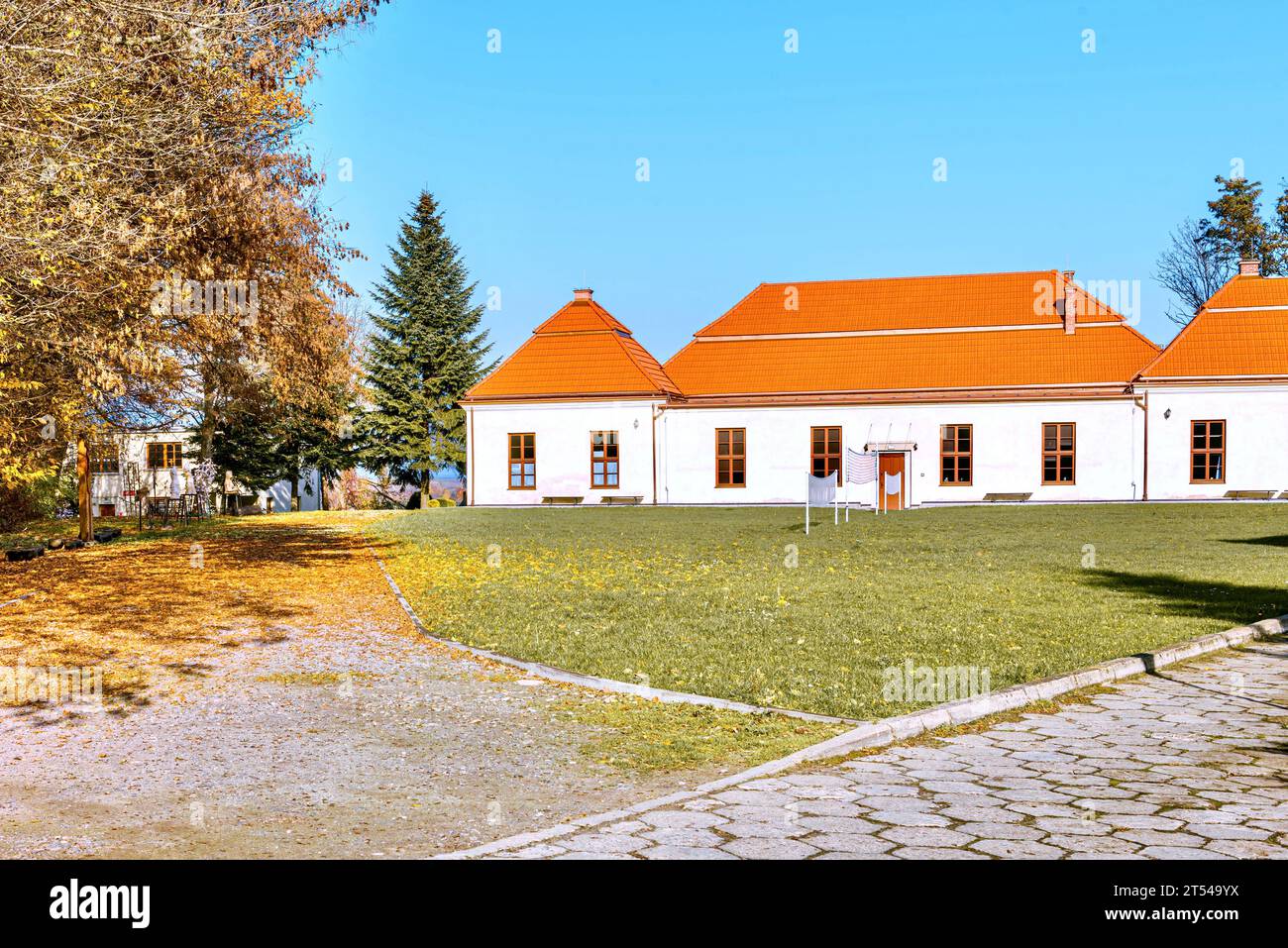 Herbstblick auf die Altstadt von Jaroslaw, Polen. Stockfoto