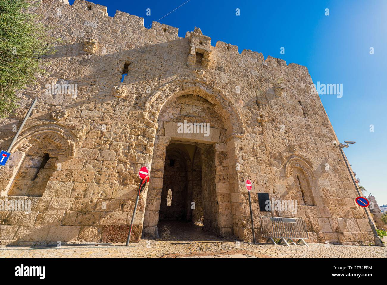 Blick auf das Zion-Tor, eines der Tore der Altstadt von Jerusalem, Israel Stockfoto