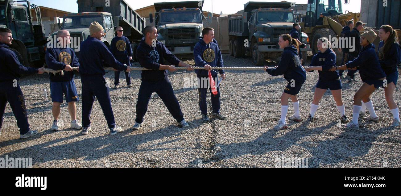 Einsatz, Schmutzsegler, erste Marinebaudivision, Irak, Marinebau-Regiment, mobile Marinebataillone, NMCB 1, EINS, SEABEES Stockfoto