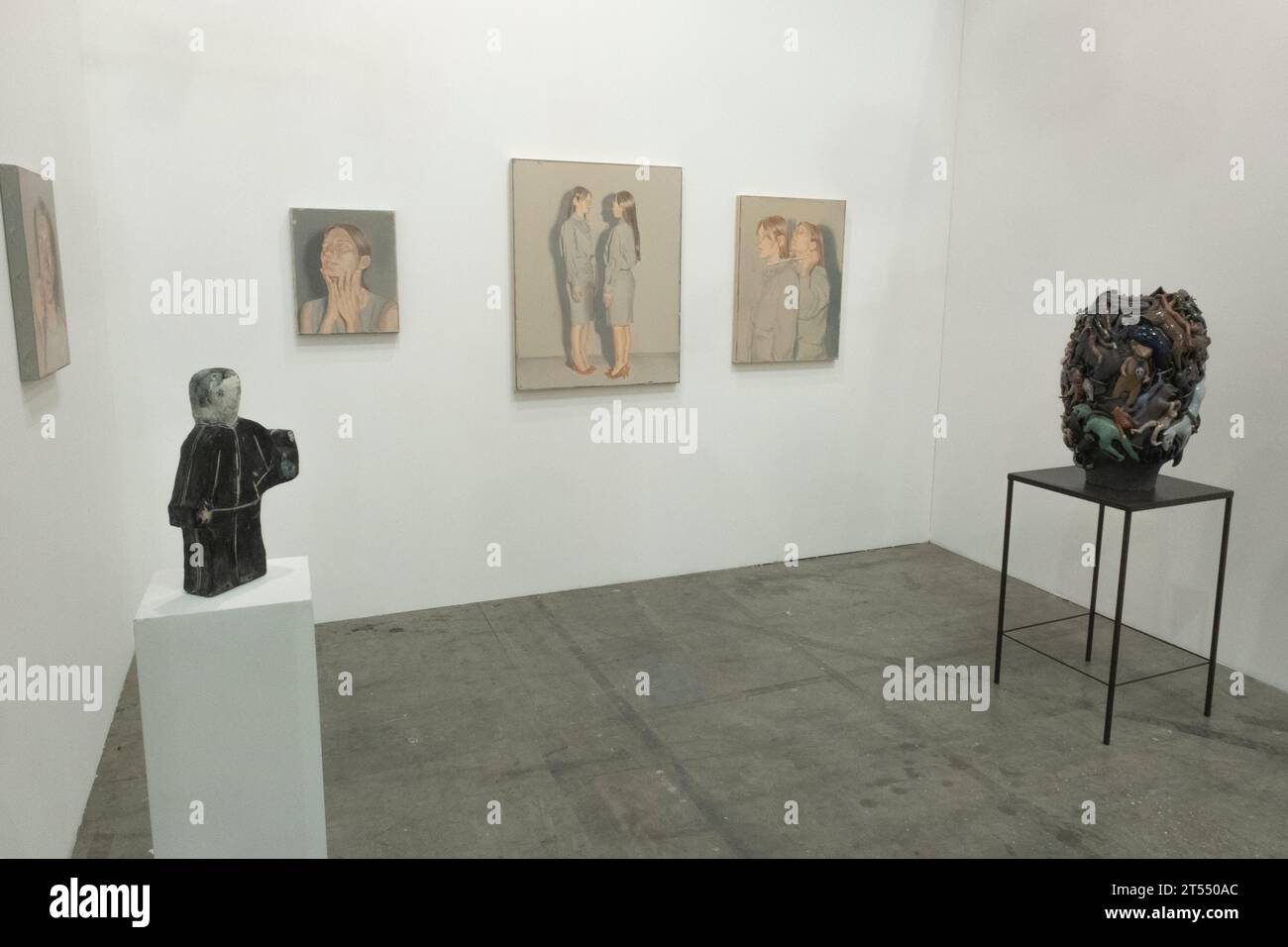 Artissima findet vom 3. Bis 5. November 2023 in Lingotto Fiere Turin statt und zeigt die Nachrichten von Unternehmen aus Italien und internationalen Branchen zeitgenössischer Kunst. Galerie: Stockfoto