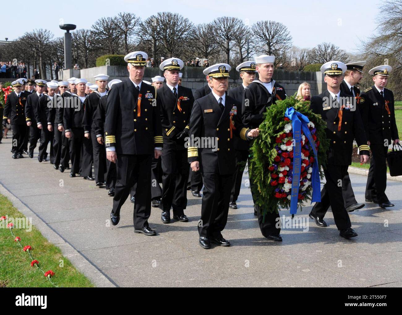 FFG 59, USS Kauffman, Vice ADM. Harris, Tag des Sieges in Europa Stockfoto