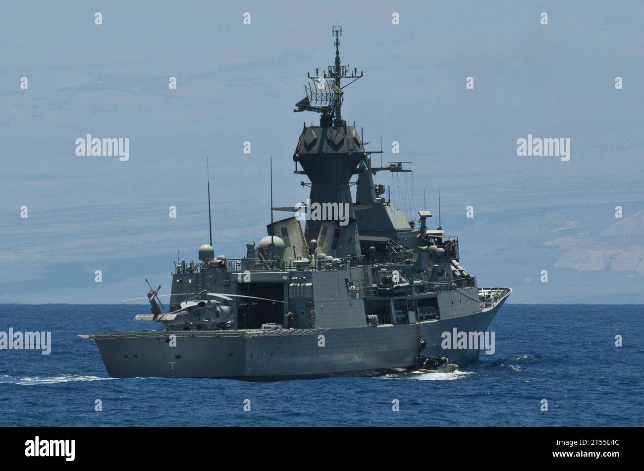 HMAS Perth, Pazifik, Rand des Pazifiks, rimpac, rimpac 2012, Royal Australian Navy, Seeleute, U.S. Navy, USS Chosin, VBSS Stockfoto