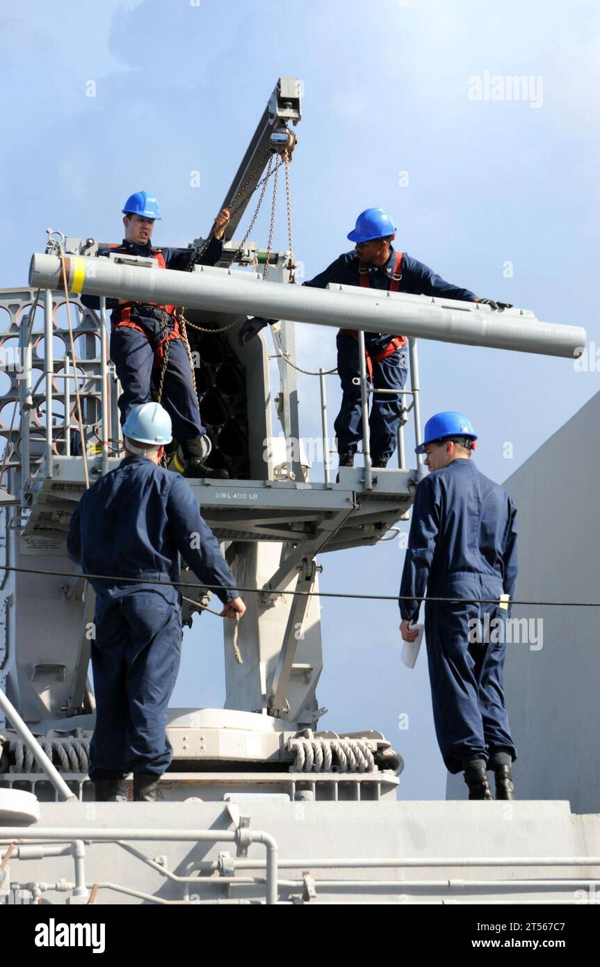 navy, People, RIM-116 Rolling Airframe Missile, U.S. Navy, USS Wasp (LHD 1), Waffen Stockfoto